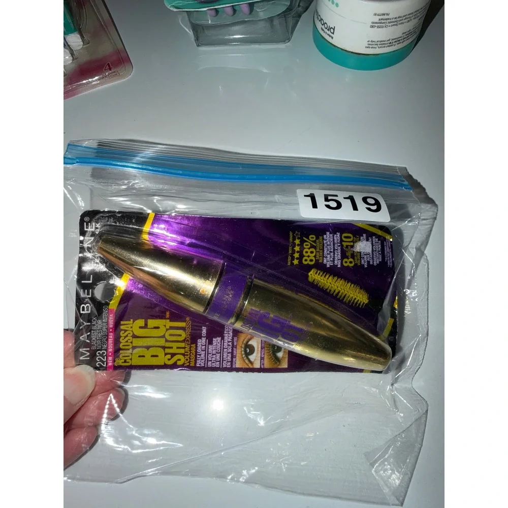 Maybelline The Colossal Big Shot Mascara 223 Blackest Black Washable New